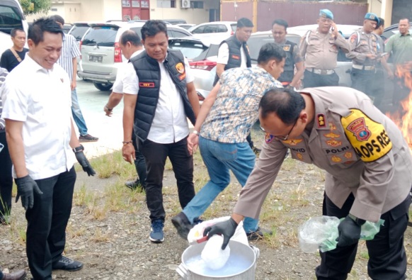 Kurun waktu tiga bulan Sat Narkoba Polres Langkat tangkap 118 tersangka Kurun waktu tiga bulan Sat Narkoba Polres Langkat tangkap 118 tersangka