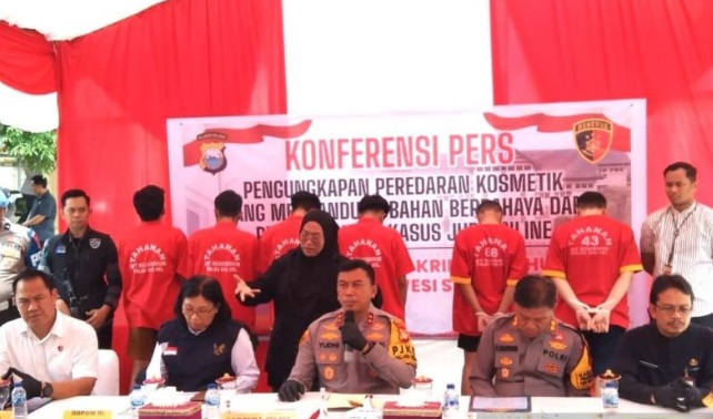 Polda Sulsel tetapkan enam tersangka promosi judi online  Polda Sulsel tetapkan enam tersangka promosi judi online Â