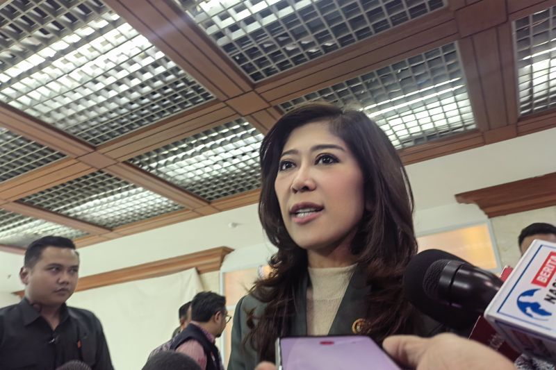 Komisi I DPR RI gelar rapat perdana dengan Menkomdigi Komisi I DPR RI gelar rapat perdana dengan Menkomdigi