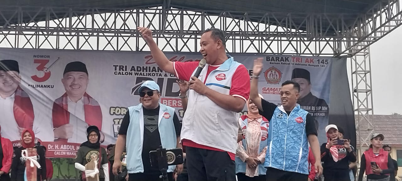 Ribuan warga Bekasi Selatan deklarasi dukung Tri-Harris di Pilwakot Bekasi Ribuan warga Bekasi Selatan deklarasi dukung Tri-Harris di Pilwakot Bekasi