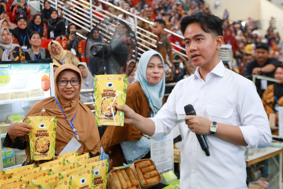 Snack emping jagung nasabah PNM Mekaar yang diborong Wapres Gibran