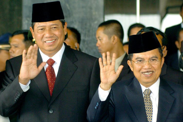 4 Oktober 2004: SBY-JK unggul di Pemilu Presiden 2004 4 Oktober 2004: SBY-JK unggul di Pemilu Presiden 2004
