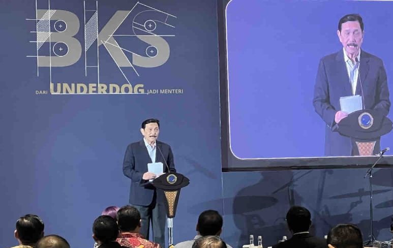 Luhut sebut Menteri PUPR Basuki sebagai Bapak Jalan Tol Indonesia Luhut sebut Menteri PUPR Basuki sebagai Bapak Jalan Tol Indonesia