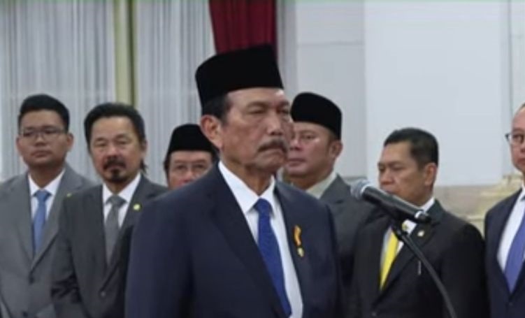 Presiden Prabowo angkat Luhut jadi Ketua Dewan Ekonomi Nasional Presiden Prabowo angkat Luhut jadi Ketua Dewan Ekonomi Nasional