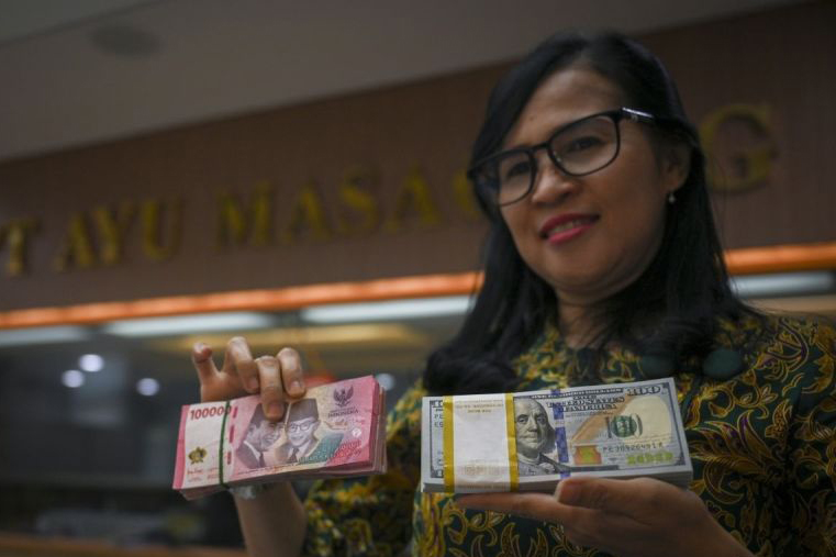 Rupiah pada Kamis pagi melemah jadi Rp15.640 per dolar AS Rupiah pada Kamis pagi melemah jadi Rp15.640 per dolar AS