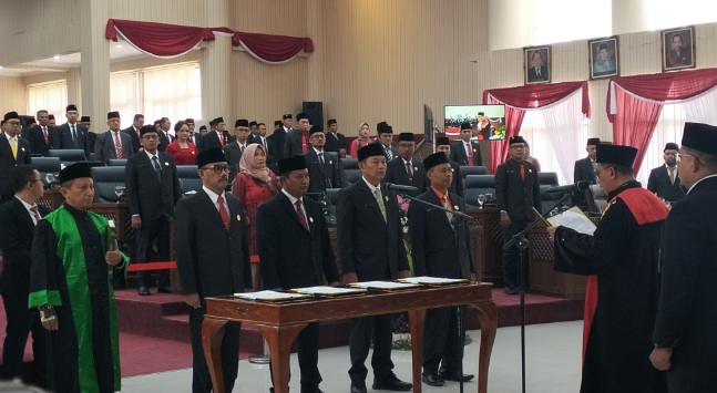 Unsur pimpinan  DPRD Sukoharjo dilantik, pembentukan alat kelengkapan dewan dikebut Unsur pimpinan  DPRD Sukoharjo dilantik, pembentukan alat kelengkapan dewan dikebut