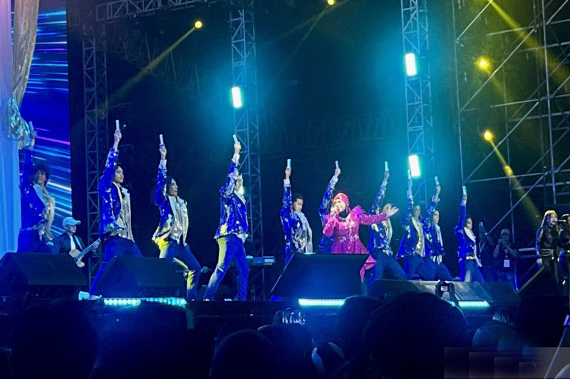Elvy Sukaesih warnai panggung musik Synchronize Fest 2024 Elvy Sukaesih warnai panggung musik Synchronize Fest 2024