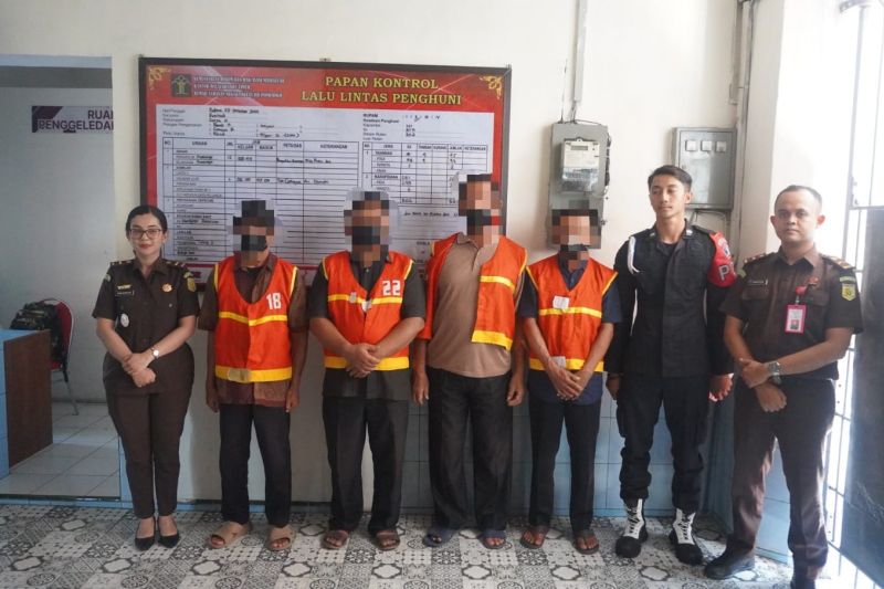 Tersangka pungli PTSL Ponorogo ajukan penangguhan penahanan Tersangka pungli PTSL Ponorogo ajukan penangguhan penahanan