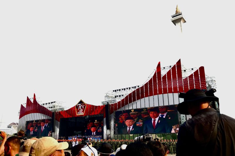TNI peringati HUT Ke-79 terpusat di Monas, 100.000 prajurit dilibatkan TNI peringati HUT Ke-79 terpusat di Monas, 100.000 prajurit dilibatkan