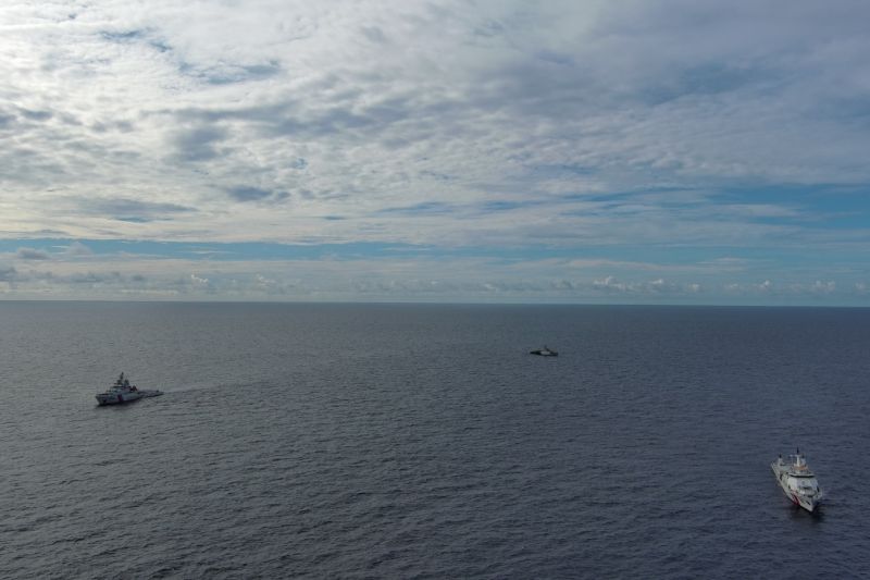 Bakamla usir kapal coast guard China di Laut Natuna Utara Bakamla usir kapal coast guard China di Laut Natuna Utara