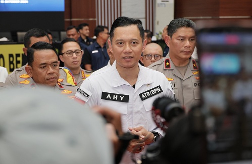 Menteri AHY bersama Polres Bekasi ungkap mafia tanah Menteri AHY bersama Polres Bekasi ungkap mafia tanah