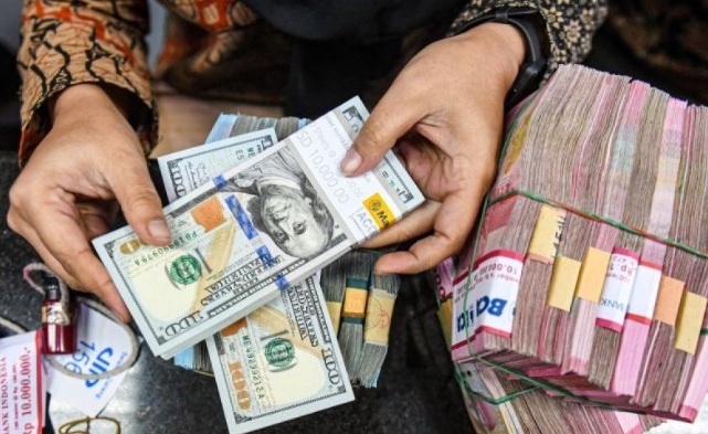 Kurs rupiah Selasa ditutup melemah karena pernyataan hawkish The Fed Kurs rupiah Selasa ditutup melemah karena pernyataan hawkish The Fed