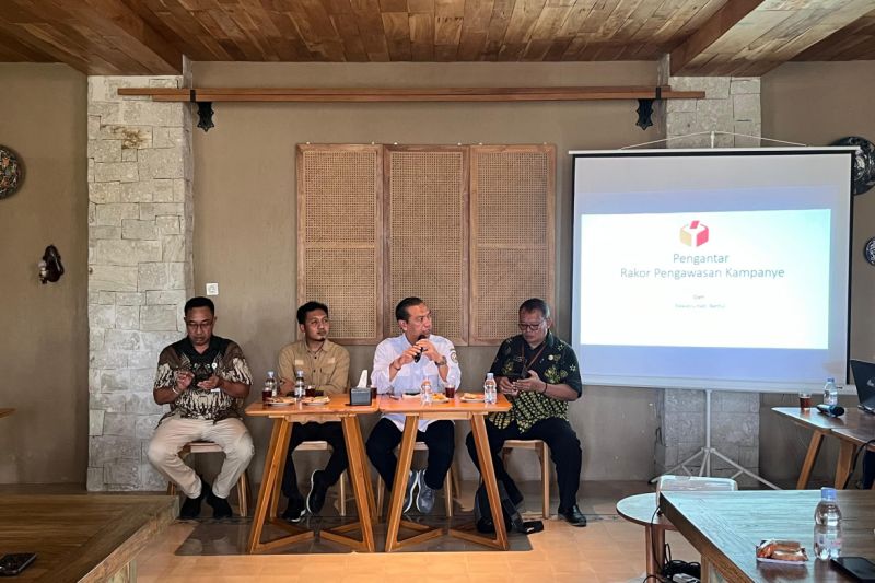 Bawaslu Bantul awasi kegiatan berbasis masyarakat yang kumpulkan massa Bawaslu Bantul awasi kegiatan berbasis masyarakat yang kumpulkan massa