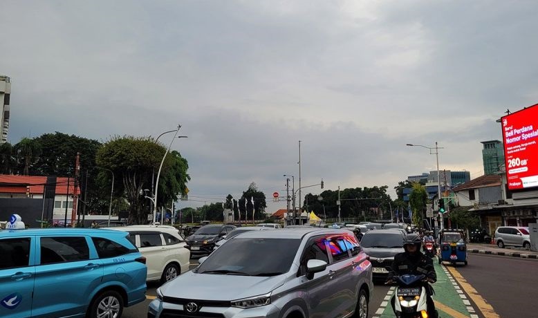 BMKG prakirakan sebagian besar wilayah DKI Jakarta berawan pada Selasa