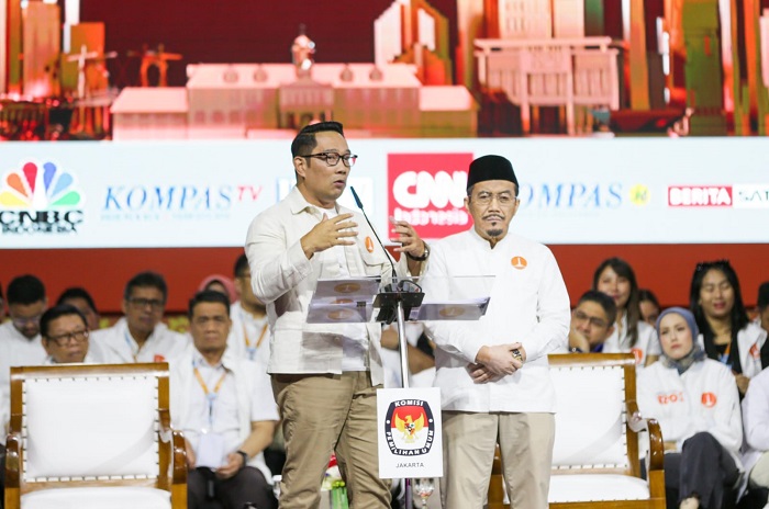 Ridwan Kamil: Jadi pemimpin tak perlu cari-cari alasan Ridwan Kamil: Jadi pemimpin tak perlu cari-cari alasan