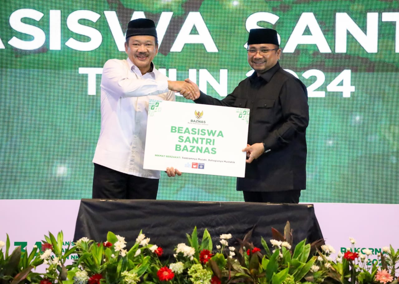 Menag RI luncurkan 10.000 beasiswa santri BAZNAS 2024 Menag RI luncurkan 10.000 beasiswa santri BAZNAS 2024