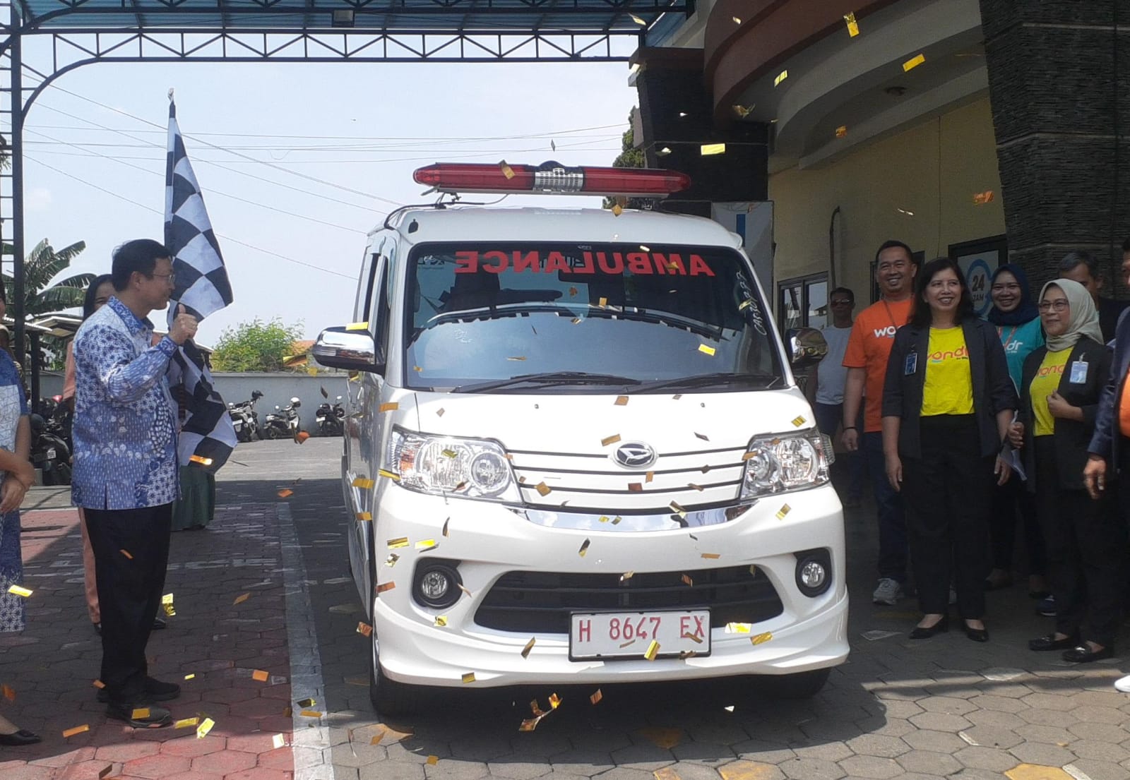 Mudahkan warga, ambulans jemputan gratis RSMR Kudus tambah satu unit Mudahkan warga, ambulans jemputan gratis RSMR Kudus tambah satu unit