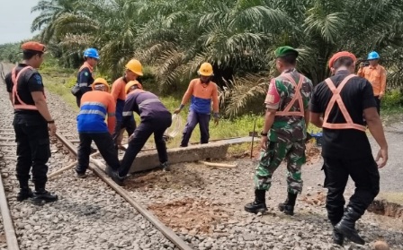 Demi keselamatan, tujuh perlintasan sebidang di wilayah Sumut ditutup Demi keselamatan, tujuh perlintasan sebidang di wilayah Sumut ditutup