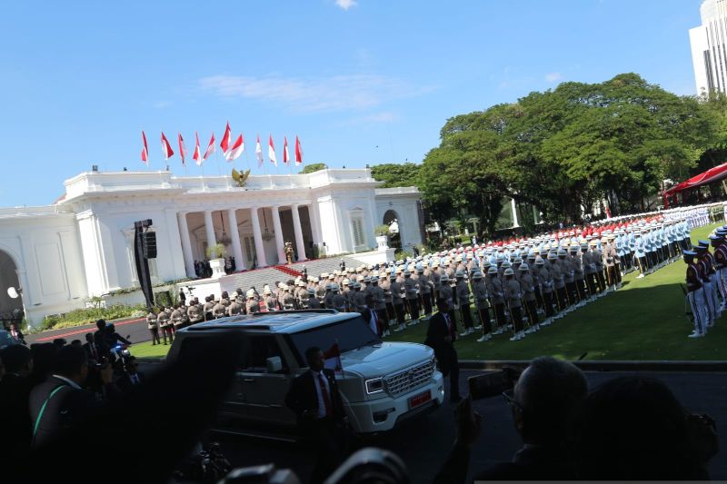 Jokowi tinggalkan Istana Merdeka usai purnatugas sebagai Presiden Jokowi tinggalkan Istana Merdeka usai purnatugas sebagai Presiden