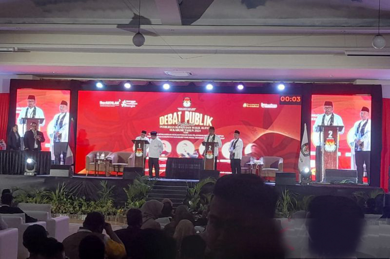Dua calon bupati sama-sama janji hilangkan bunga pinjaman UMKM Dua calon bupati sama-sama janji hilangkan bunga pinjaman UMKM