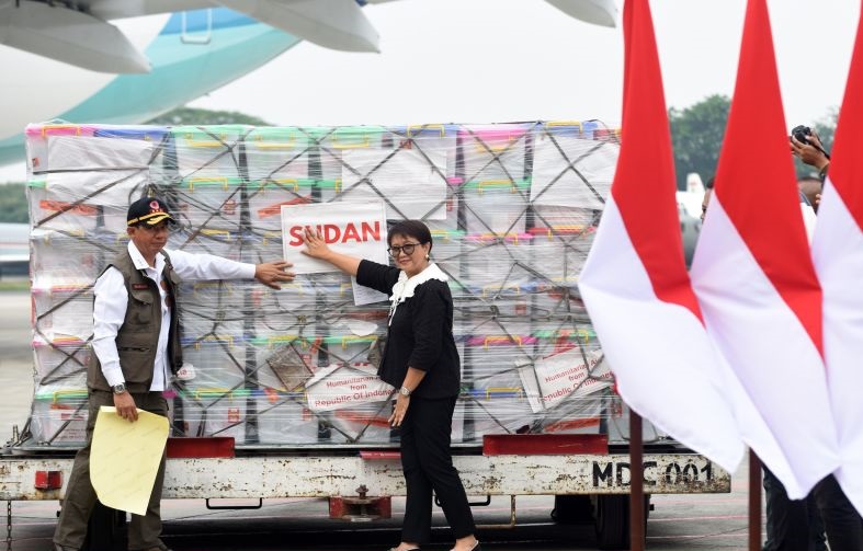 Gaza selatan terima bantuan kemanusiaan via udara, pertama sejak Juli Gaza selatan terima bantuan kemanusiaan via udara, pertama sejak Juli