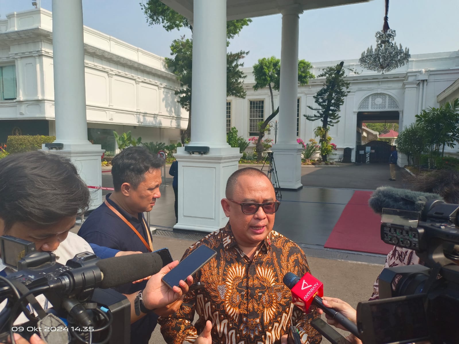Presiden Jokowi pastikan hadiri pelantikan Prabowo-Gibran Presiden Jokowi pastikan hadiri pelantikan Prabowo-Gibran