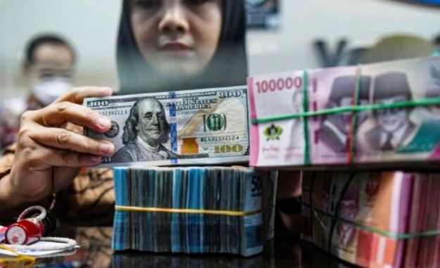 Kurs rupiah naik setelah BI tahan suku bunga di level 6 persen Kurs rupiah naik setelah BI tahan suku bunga di level 6 persen