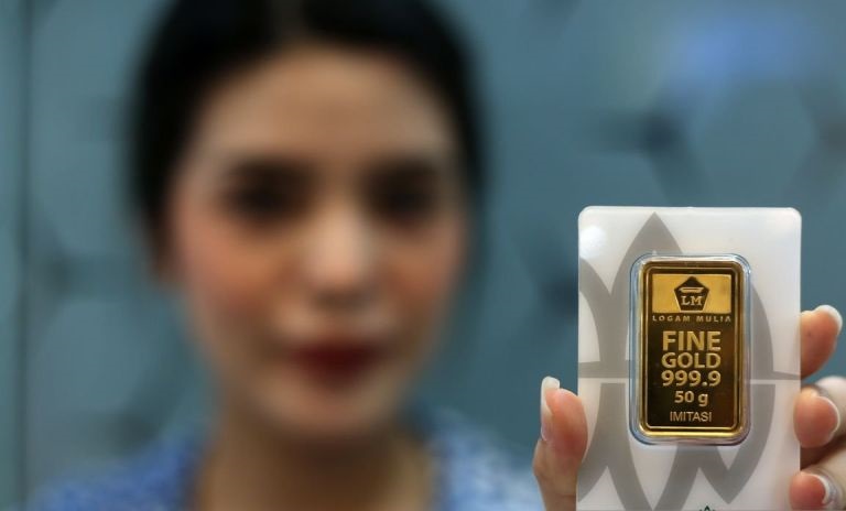 Harga emas Antam Senin tetap Rp1,514 juta per gram Harga emas Antam Senin tetap Rp1,514 juta per gram