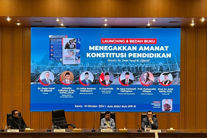 Ibas kelakar para elite sedang tunggu panggilan menteri dari Prabowo Ibas kelakar para elite sedang tunggu panggilan menteri dari Prabowo