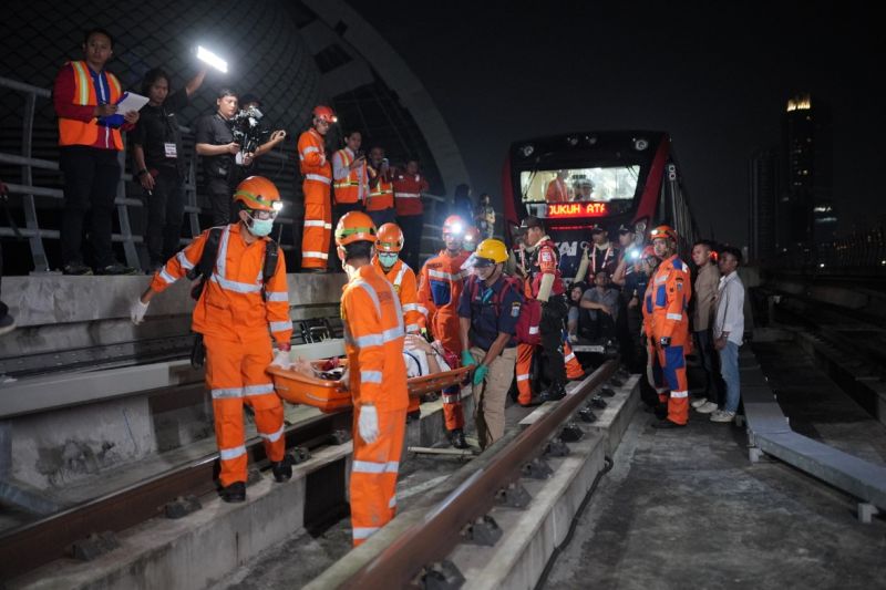 LRT Jabodebek gelar simulasi tanggap darurat di Stasiun Pancoran LRT Jabodebek gelar simulasi tanggap darurat di Stasiun Pancoran