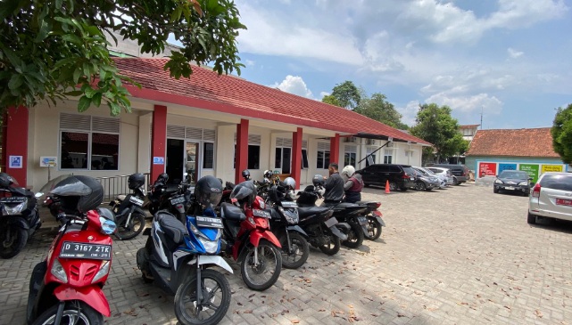 Dua pegawai Kesbangpol Cianjur terlibat perkelahian, satu luka parah Dua pegawai Kesbangpol Cianjur terlibat perkelahian, satu luka parah