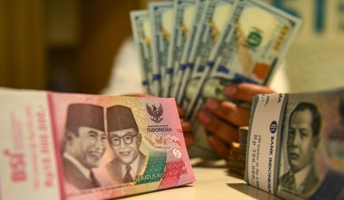 Rupiah menanjak seiring investor pertimbangkan prospek suku bunga AS Rupiah menanjak seiring investor pertimbangkan prospek suku bunga AS