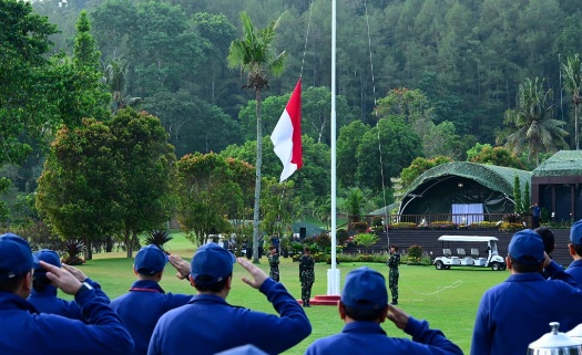 Ini pandangan Menhan Sjafrie selama mengikuti retreat Kabinet Merah Putih Ini pandangan Menhan Sjafrie selama mengikuti retreat Kabinet Merah Putih