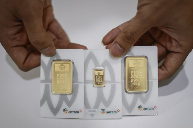 Harga emas Antam Rabu melonjak ke angka Rp1,56 juta per gram Harga emas Antam Rabu melonjak ke angka Rp1,56 juta per gram