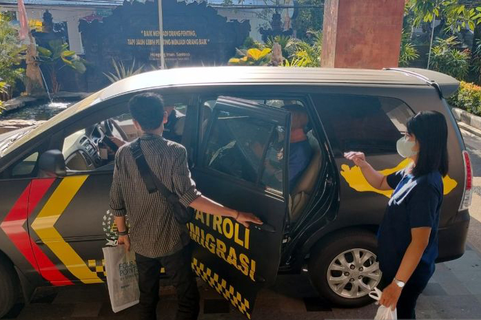 Imigrasi Ngurah Rai Bali periksa tujuh WNA diduga terlibat prostitusi Imigrasi Ngurah Rai Bali periksa tujuh WNA diduga terlibat prostitusi