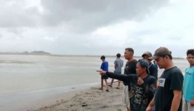 Nelayan hilang diduga terseret arus di Muara Cisokan, Cianjur Nelayan hilang diduga terseret arus di Muara Cisokan, Cianjur