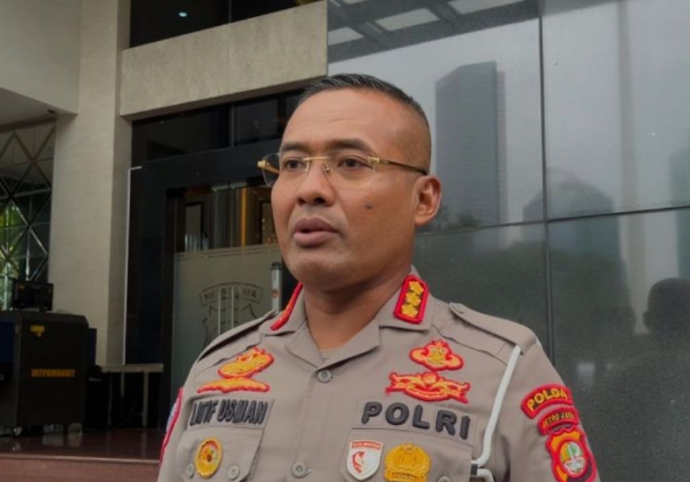 Polisi rekayasa lalin saat peringatan HUT ke-79 TNI di Monas Polisi rekayasa lalin saat peringatan HUT ke-79 TNI di Monas