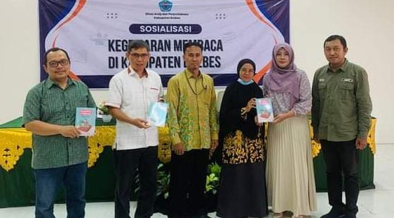 DPRD - Dinarpus Brebes gelar Sosialisasi Kegemaran Membaca DPRD - Dinarpus Brebes gelar Sosialisasi Kegemaran Membaca