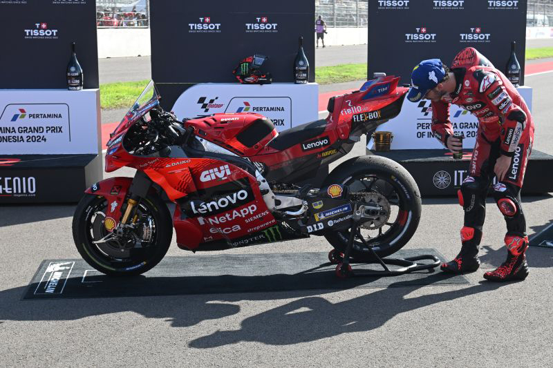 Pecco terganggu dengan kondisi angin di Sirkuit Phillip Island Pecco terganggu dengan kondisi angin di Sirkuit Phillip Island