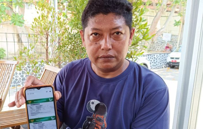 Puluhan warga Kampung Loji Sukabumi tertipu jaringan pemalsu kartu BPJS Kesehatan Puluhan warga Kampung Loji Sukabumi tertipu jaringan pemalsu kartu BPJS Kesehatan