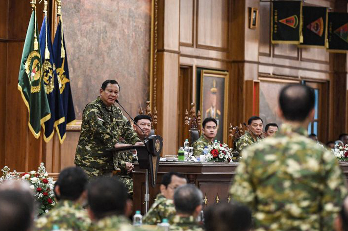 Kabinet dibekali hilirisasi dan makan bergizi pada retret hari kedua Kabinet dibekali hilirisasi dan makan bergizi pada retret hari kedua