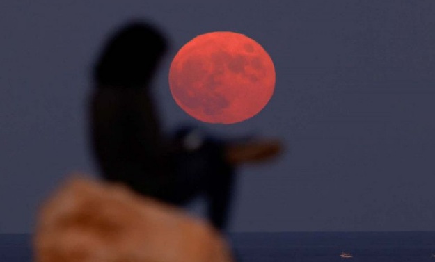 BMKG imbau masyarakat waspadai banjir rob saat Hunters Moon BMKG imbau masyarakat waspadai banjir rob saat Hunters Moon