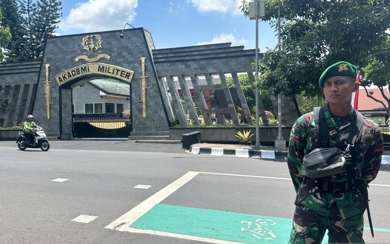 Pasukan pengamanan mulai bersiaga jelang kedatangan menteri di Akmil Pasukan pengamanan mulai bersiaga jelang kedatangan menteri di Akmil