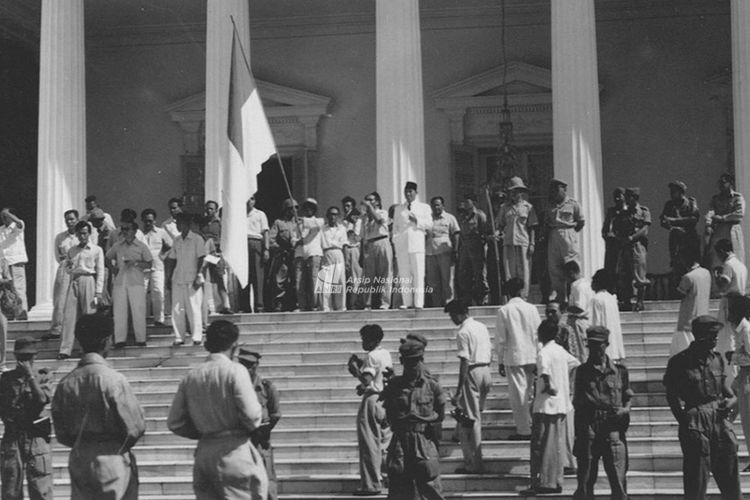 17 Oktober 1952: Ketegangan militer dan parlemen dalam politik Indonesia 17 Oktober 1952: Ketegangan militer dan parlemen dalam politik Indonesia