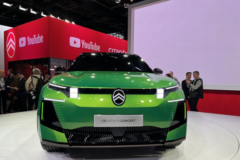 Citroen pamerkan C5 Aircross Concept di Paris Motor Show 2024 Citroen pamerkan C5 Aircross Concept di Paris Motor Show 2024