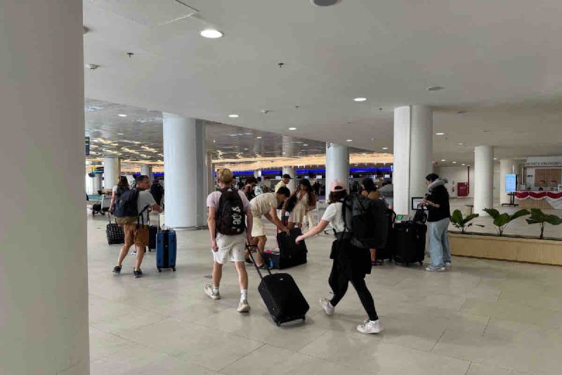 Pergerakan penumpang Bandara Lombok saat MotoGP capai 38.054 orang Pergerakan penumpang Bandara Lombok saat MotoGP capai 38.054 orang