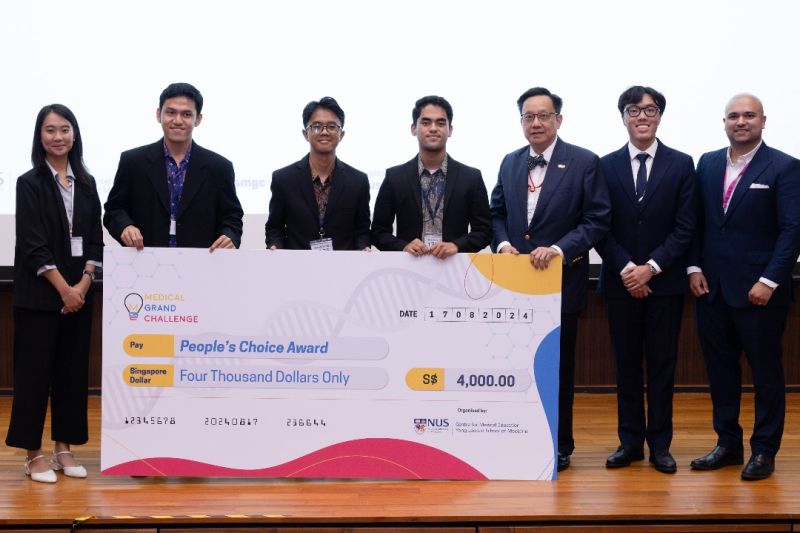 Tiga inovasi mahasiswa UI raih penghargaan di NUS Medical Tiga inovasi mahasiswa UI raih penghargaan di NUS Medical