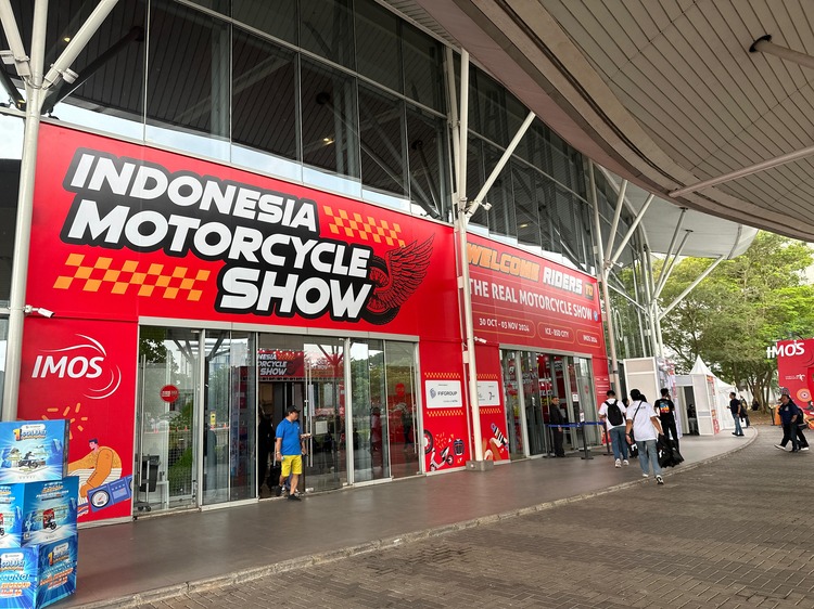 Pameran Sepeda Motor IMOS 2024 resmi dibuka di ICE BSD Pameran Sepeda Motor IMOS 2024 resmi dibuka di ICE BSD