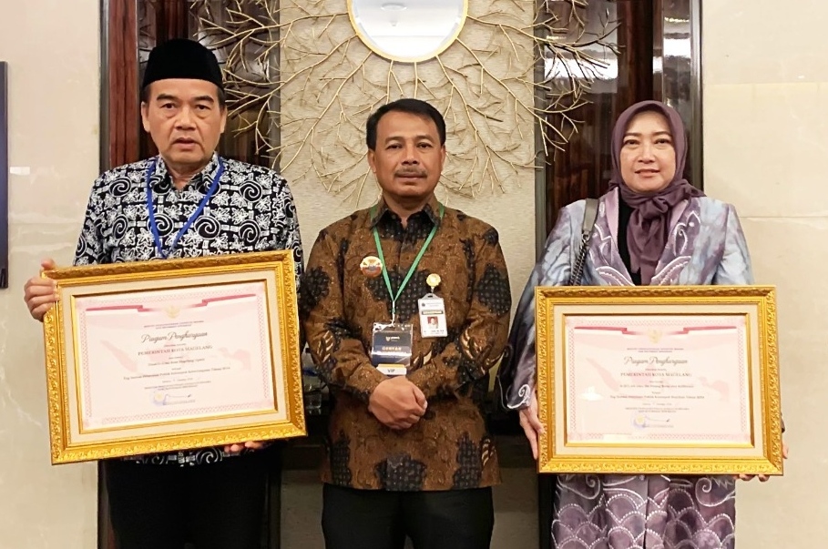 DataGO dan SI BULAN Kota Magelang raih Penghargaan KemenPANRB DataGO dan SI BULAN Kota Magelang raih Penghargaan KemenPANRB