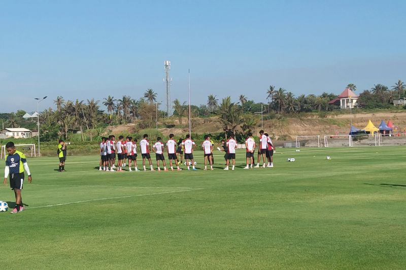 Timnas U20 fokus genjot taktik hingga mental selama TC di Bali Timnas U20 fokus genjot taktik hingga mental selama TC di Bali